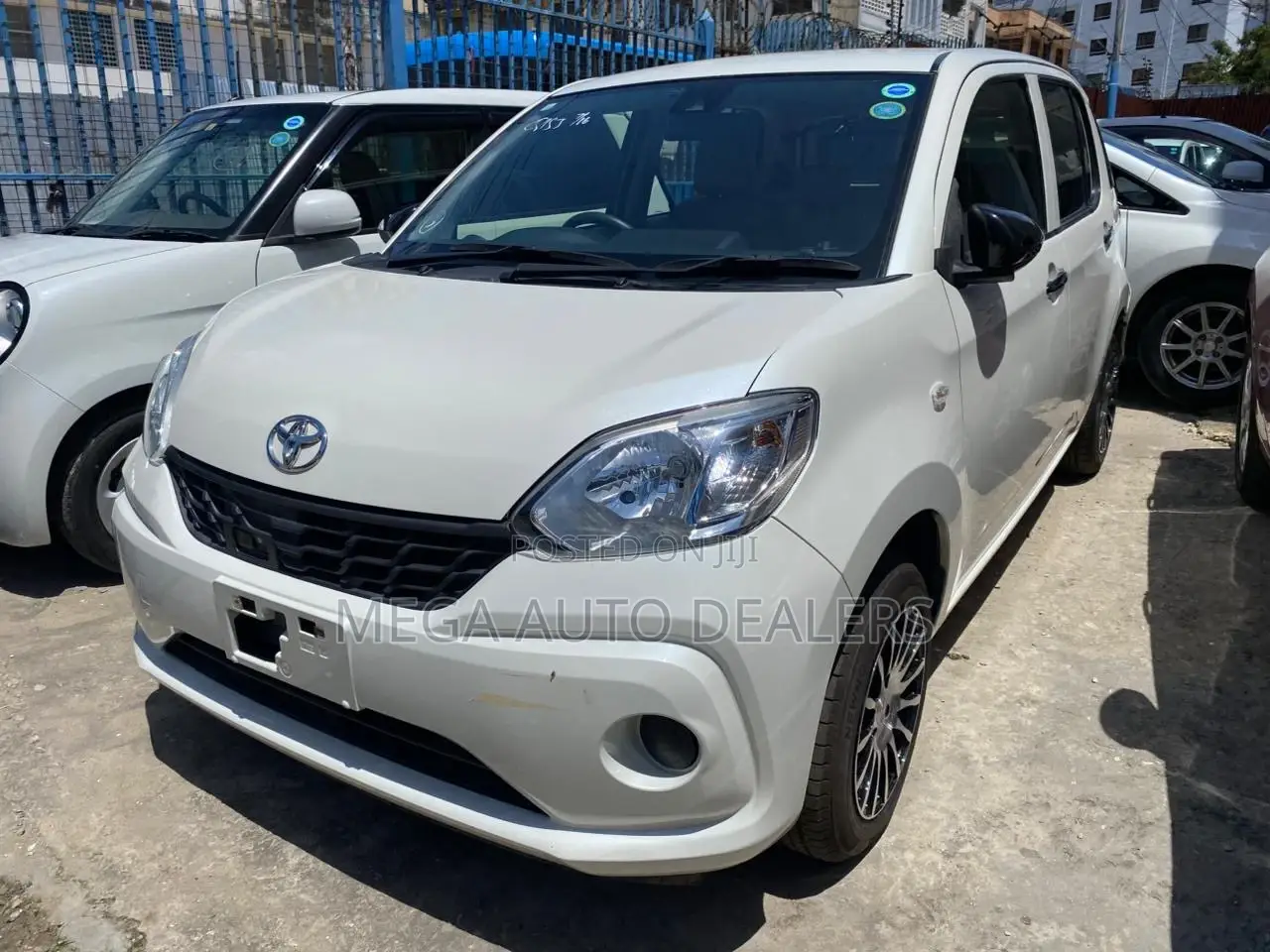 Toyota Passo 2018 White