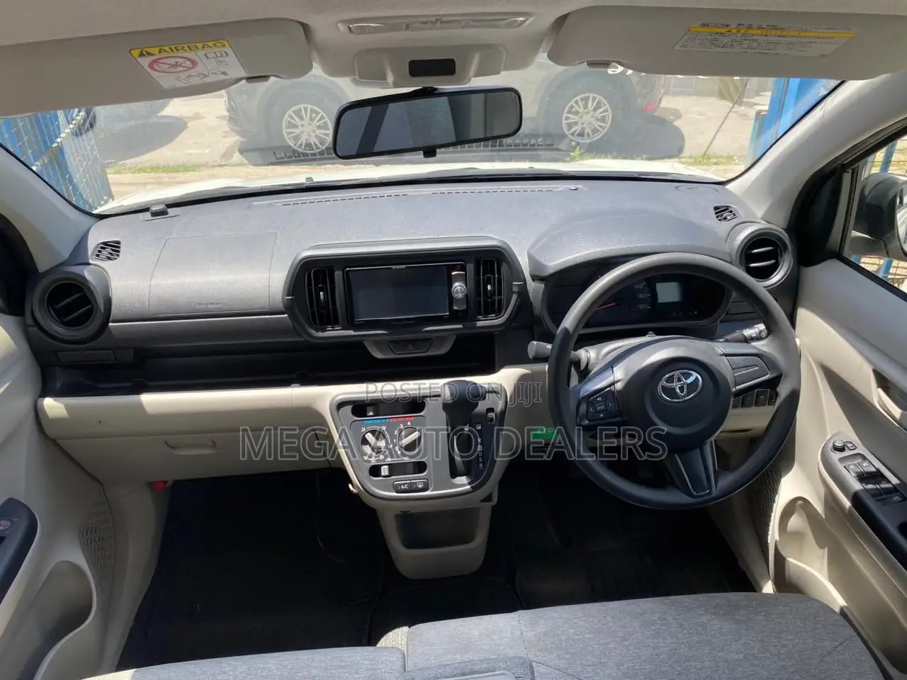Toyota Passo 2018 White