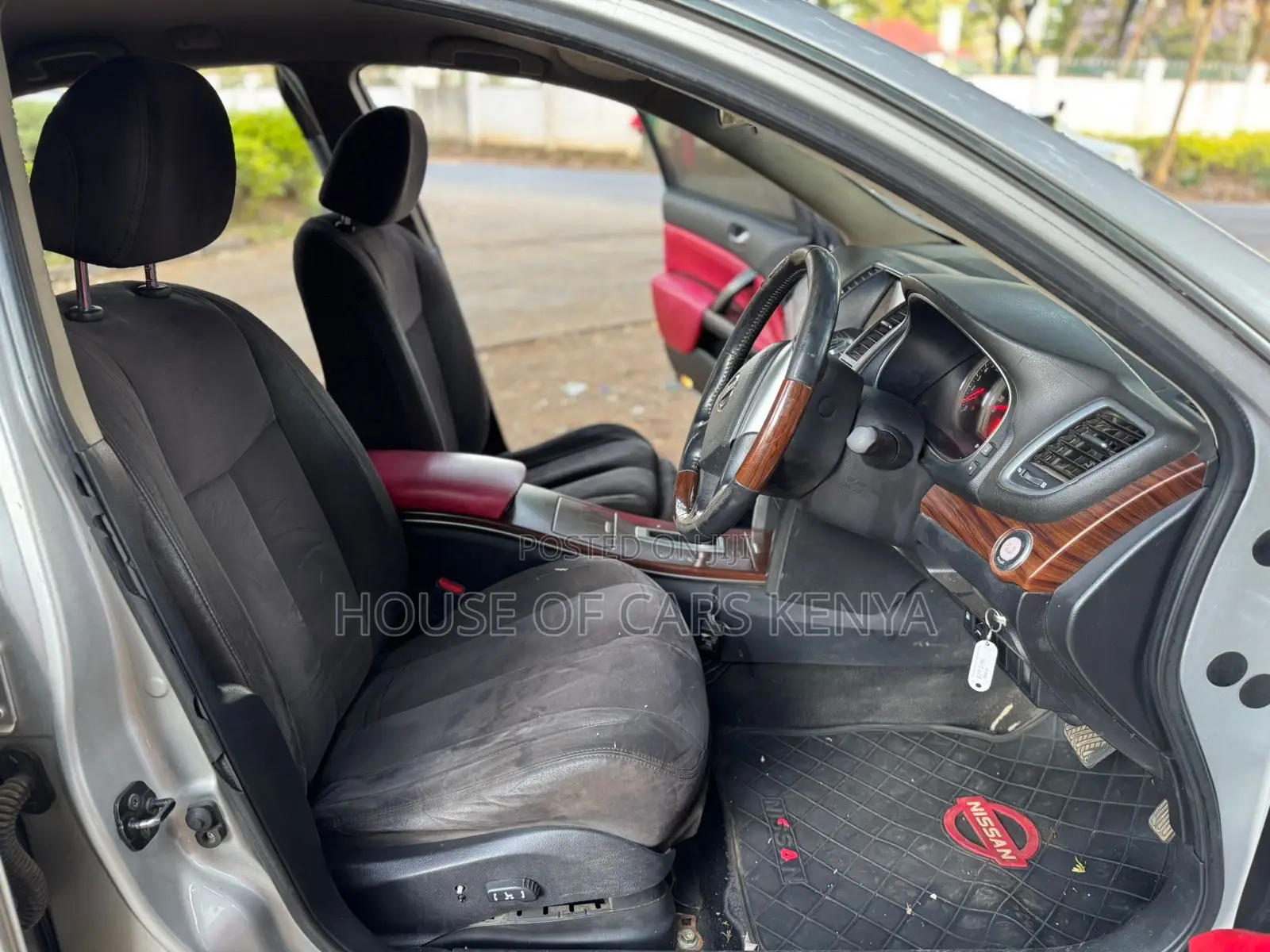Nissan Teana 2010 Silver