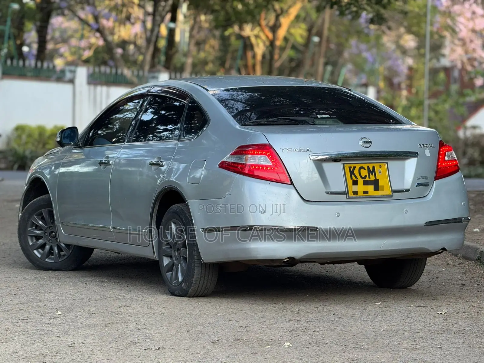 Nissan Teana 2010 Silver