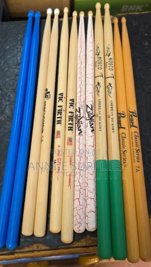 New Plastic Wooden Drum Sticks