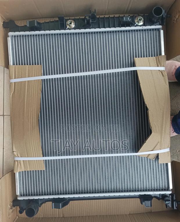 Mercedes Benz W166 642 Engine Radiator - main view