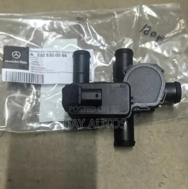 Mercedes S Class W222 Heater Control Valve 