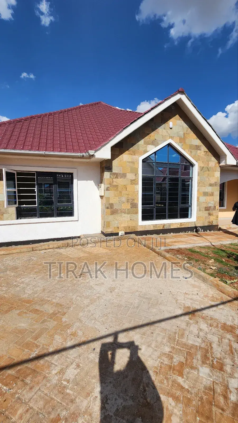 4bdrm Bungalow in Windsor Ridge 3, Kenyatta Road / Theta for sale