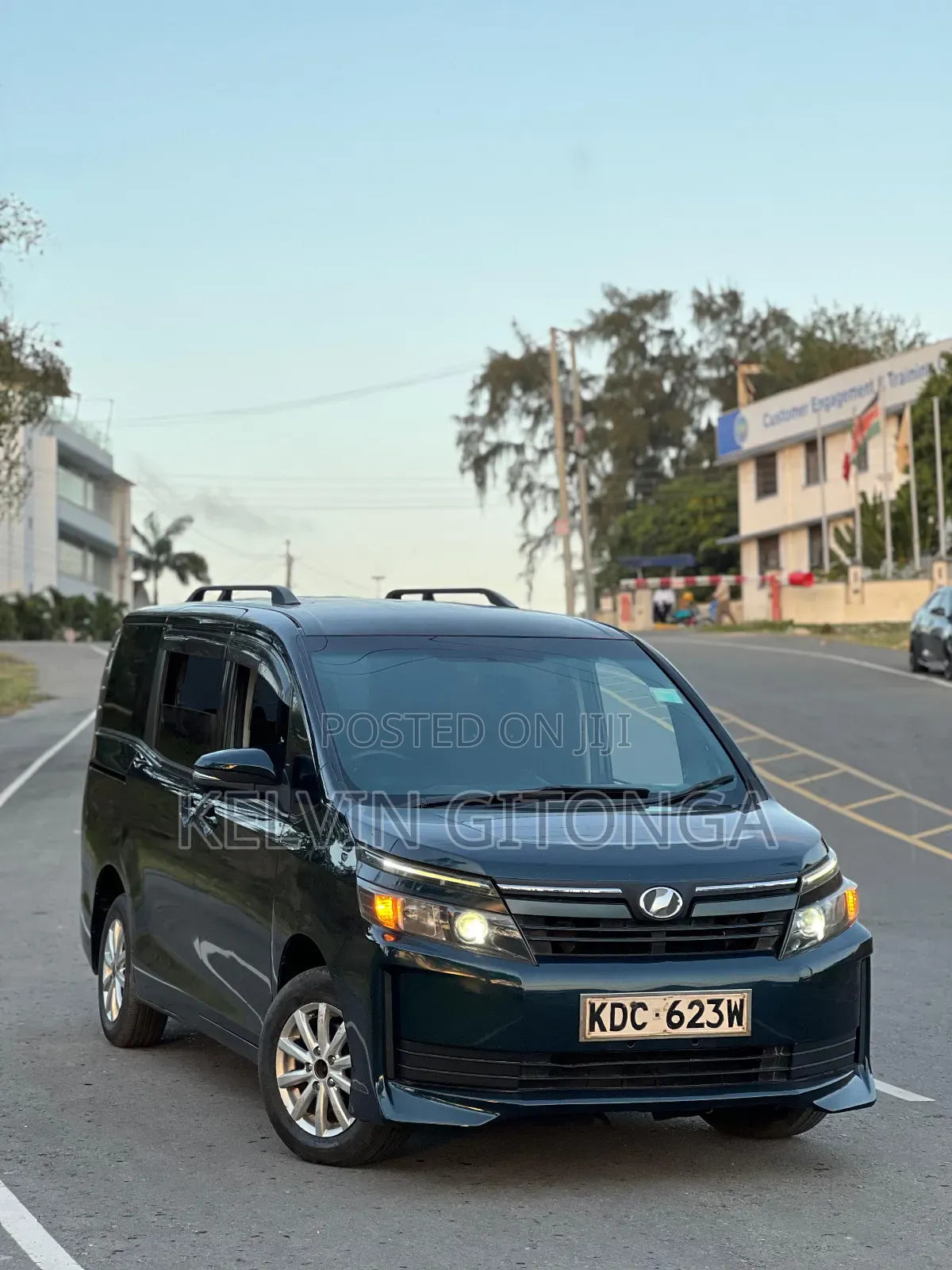 Toyota Voxy 2016 Black