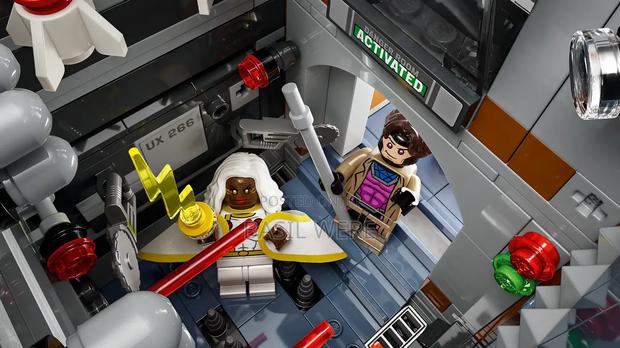 X-Men X-Mansion Building Set - main view