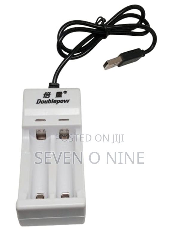 Aa and Aaa Battery Charger