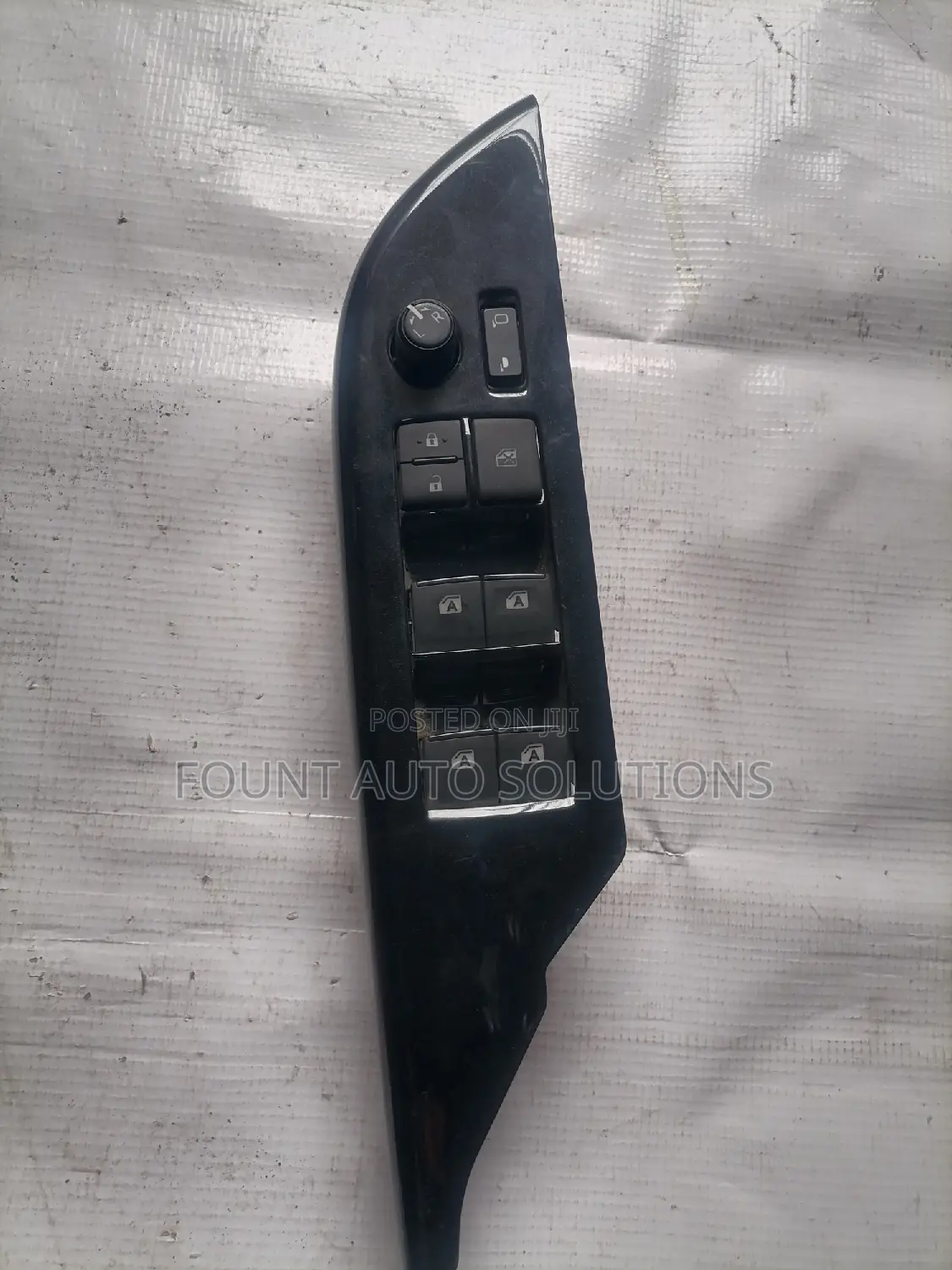 Toyota Hillux New Model Mainswitch