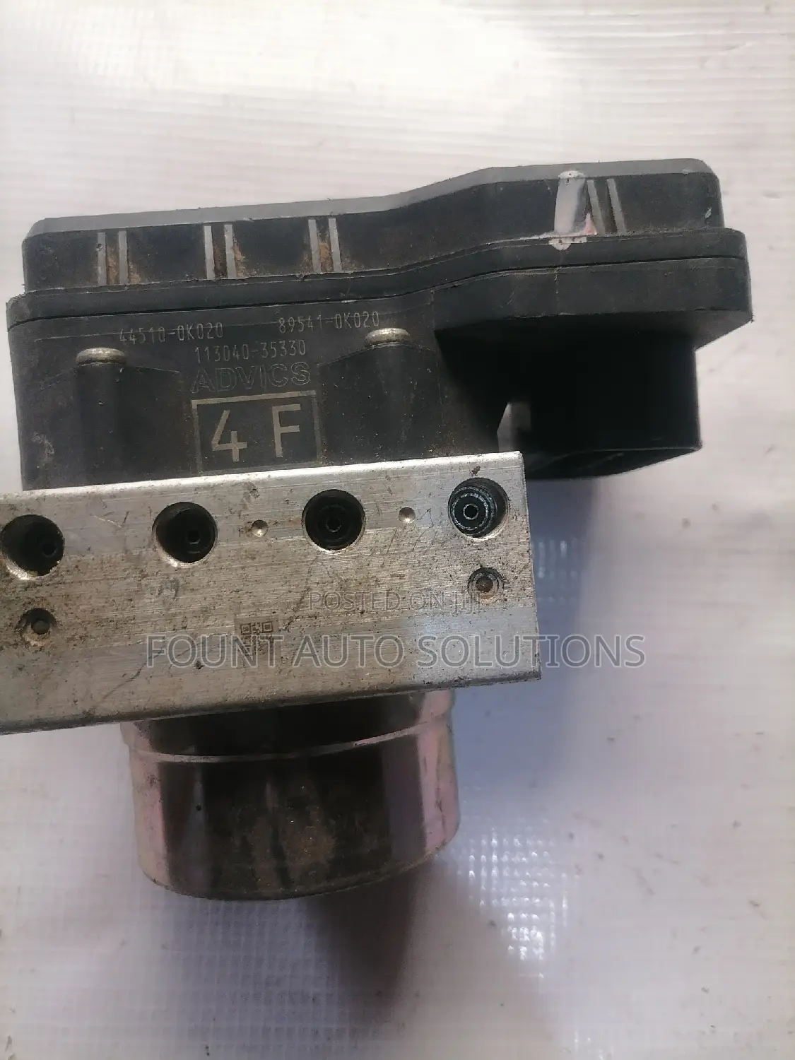Abs Control Unit Toyota Revo