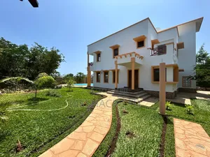 3bdrm Villa in Gallu, Diani for sale