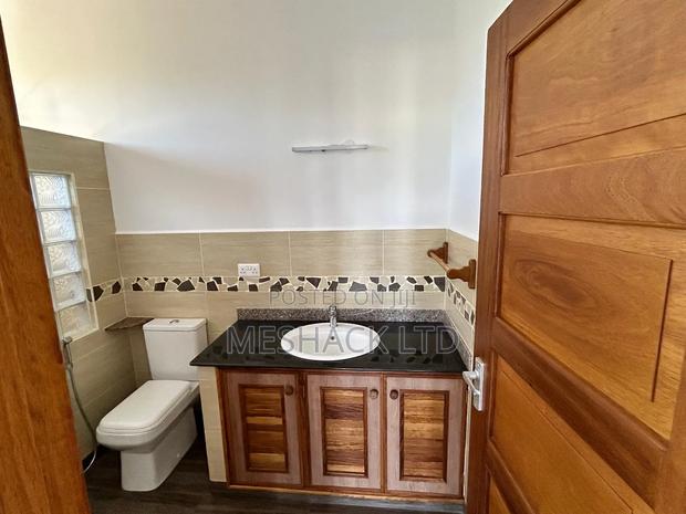 3bdrm Villa in Gallu, Diani for sale - thumbnail 9