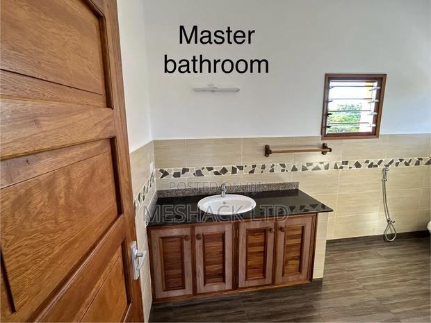 3bdrm Villa in Gallu, Diani for sale - thumbnail 13