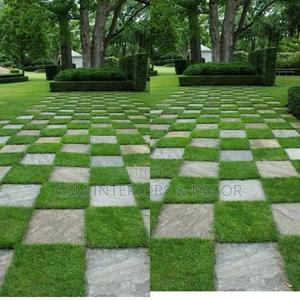 Artificial Green Grass Carpets Decor on Mazeras - main view