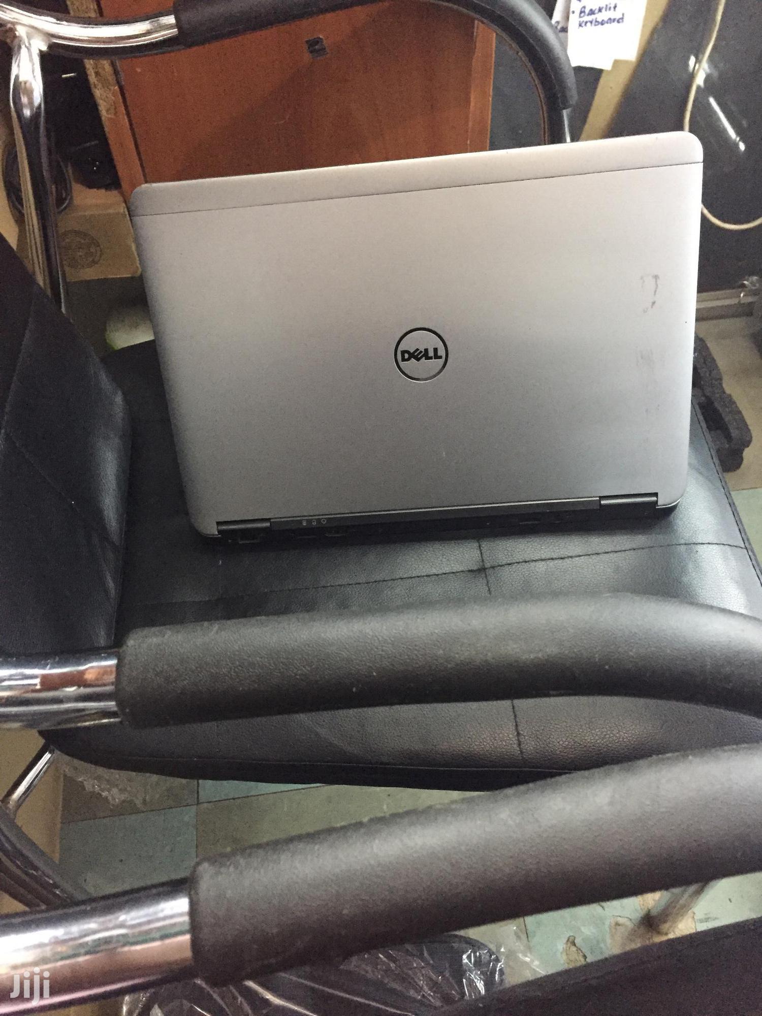 Laptop Dell Latitude E7240 4GB Intel Core I5 SSD 128GB