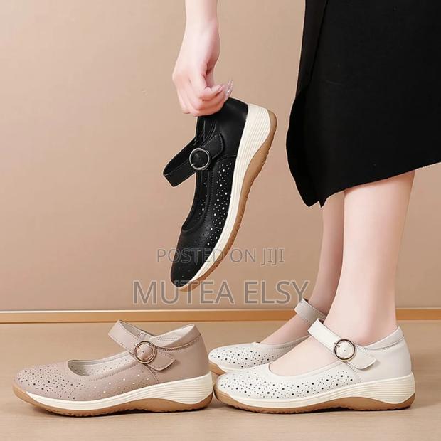 Black,White Dusty Pink Orthopedic Ladies Breathable Leather Shoes