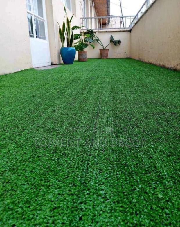 Neat and Natural Finish Artificial Grass Carpet for Outdoor