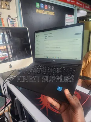Laptop HP 14-Dq2031tg 4GB Intel Celeron HDD 128GB