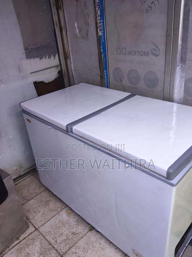 Well Functioning Deep Freezer - thumbnail 5