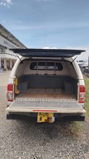 Toyota Hilux Double Cabs for Hire
