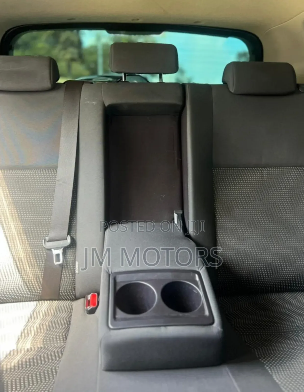 Toyota Auris 2015 Maroon