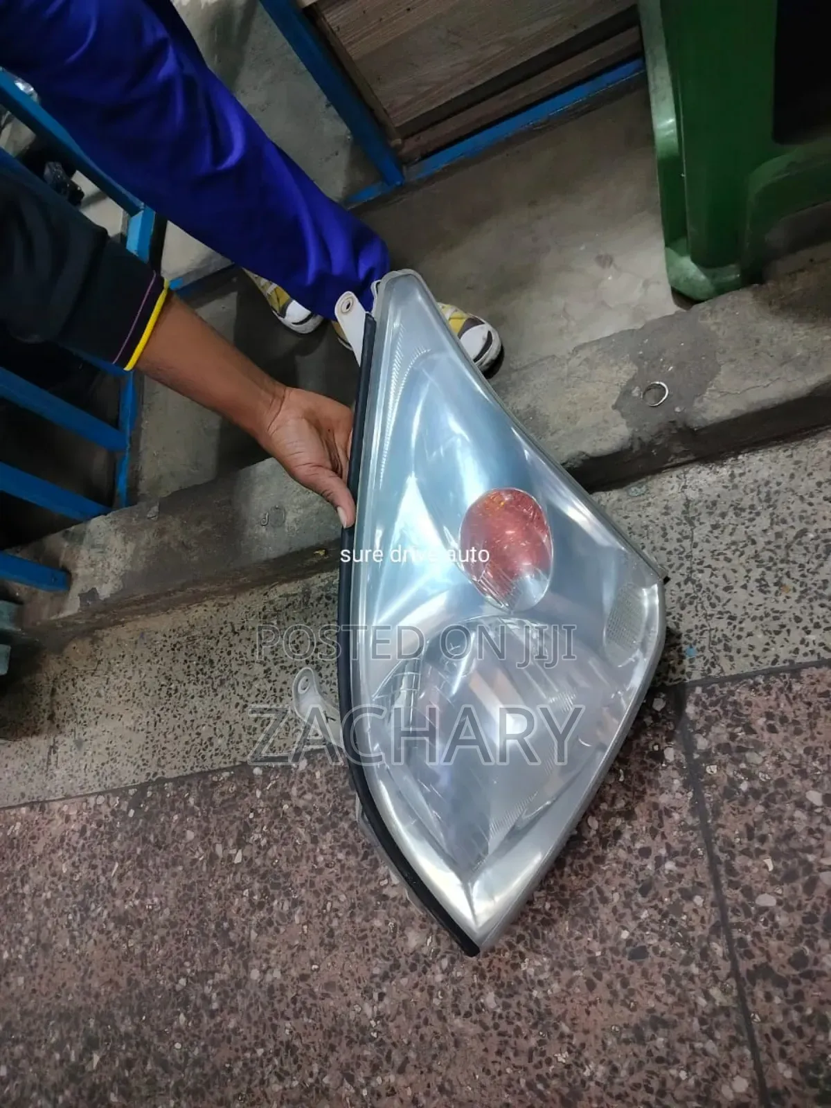 Prado 120 Headlight