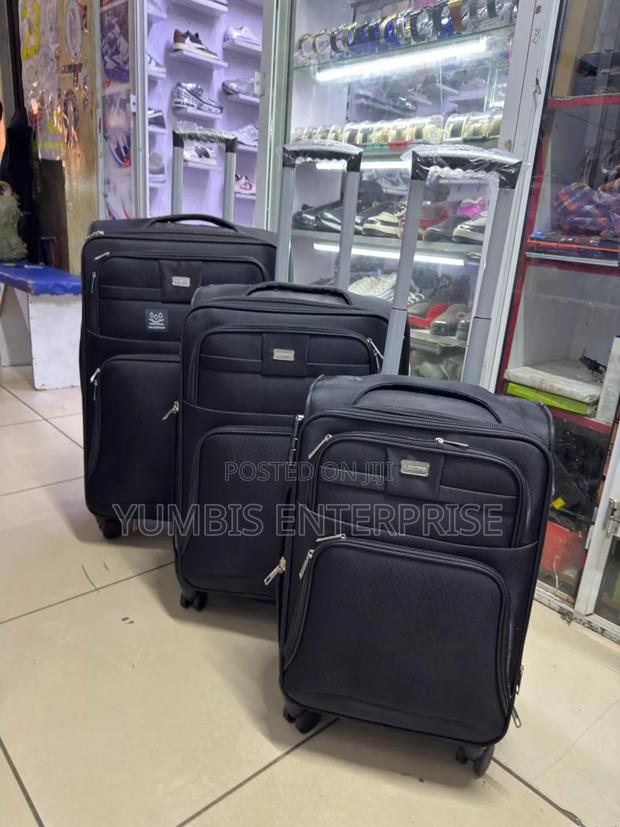 Black' Fabric 3 in 1 Fabric Suitcase Set - thumbnail 3
