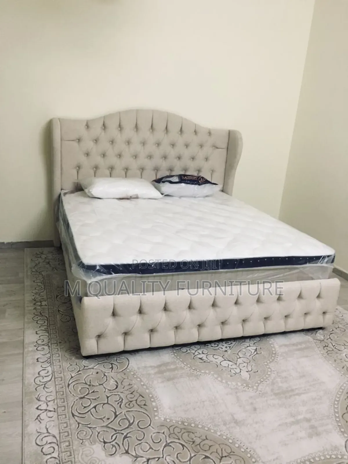 Chesterfield Comfy Elegant Beds