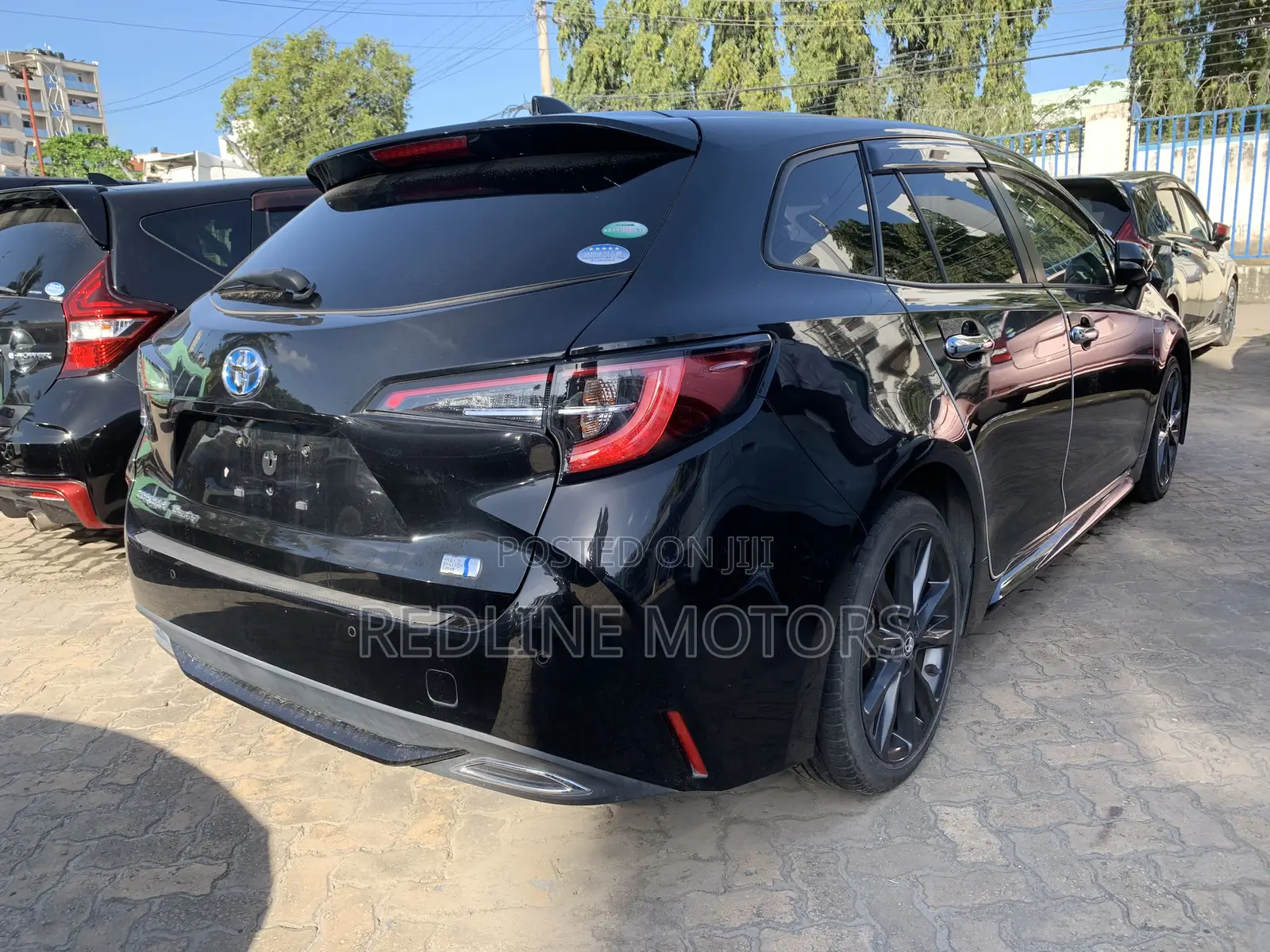 Toyota Corolla LE Eco (1.8L 4cyl 2A) 2019 Black