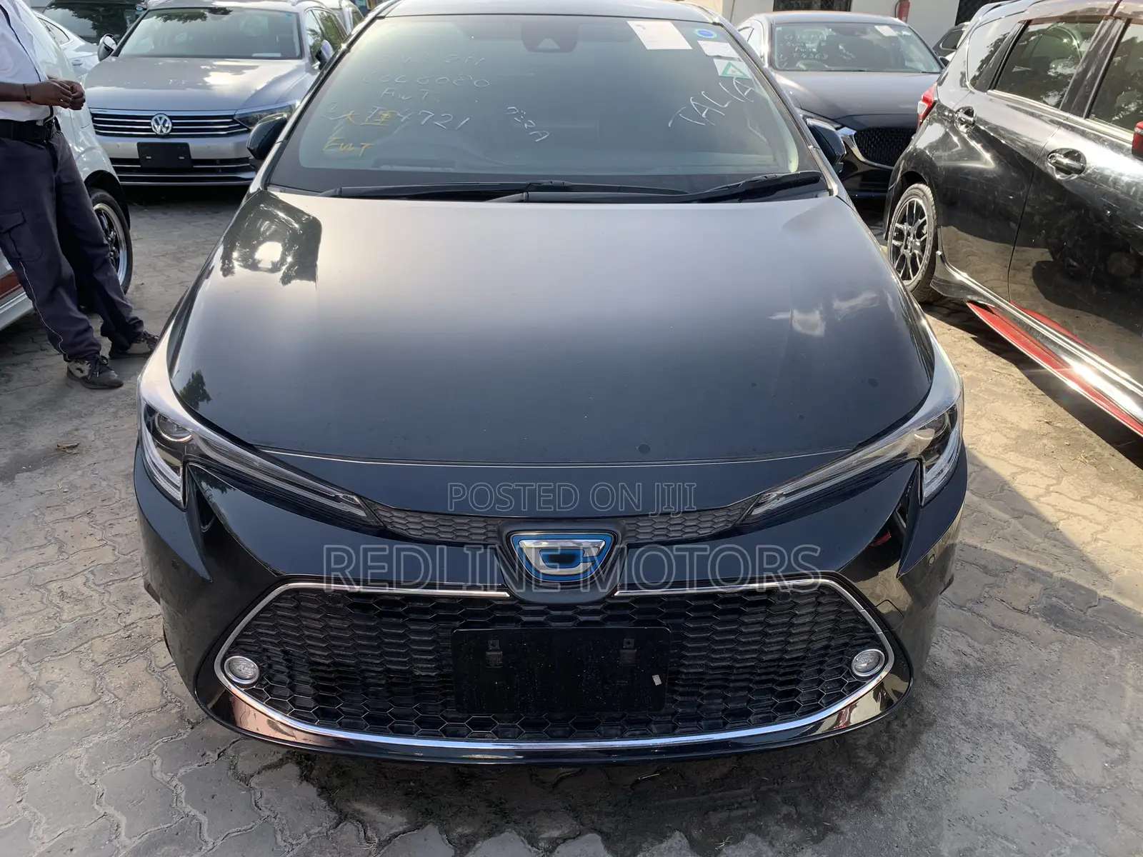 Toyota Corolla LE Eco (1.8L 4cyl 2A) 2019 Black