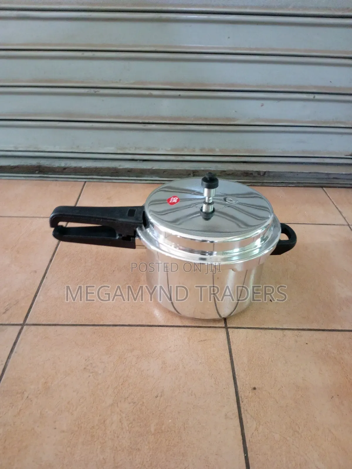 5 LTR Pressure Cooker/Uken Aluminium Pressure Cooker 5ltr