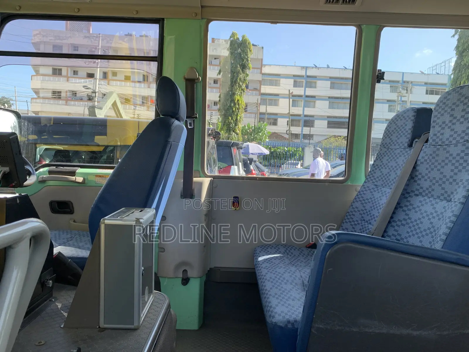 Mitsubishi Fuso Rosa 2018 Green
