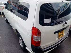 Toyota Succeed 2008 White