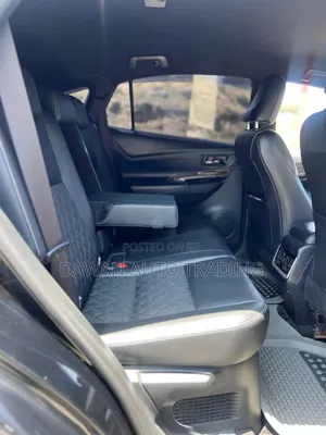 Toyota Harrier 2017 Black