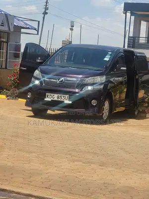Toyota Alphard 2.4 Petrol AWD 2014 Maroon