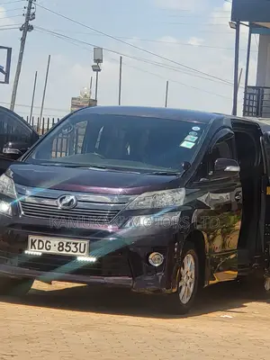 Toyota Alphard 2.4 Petrol AWD 2014 Maroon