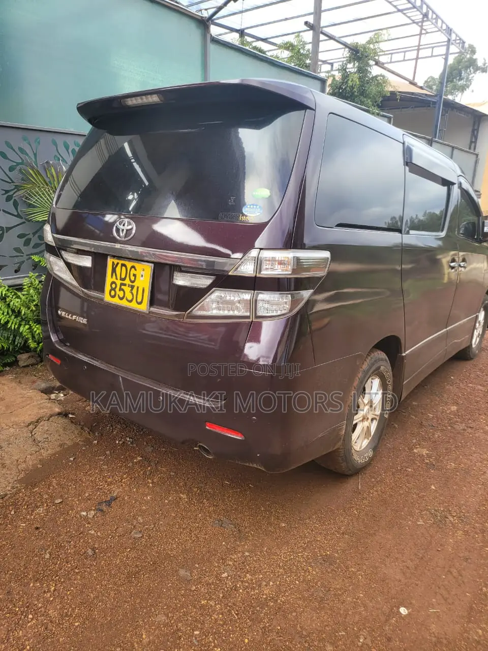 Toyota Alphard 2.4 Petrol AWD 2014 Maroon