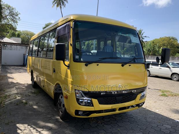 Mitsubishi Fuso Rosa 2018 Yellow - thumbnail 3
