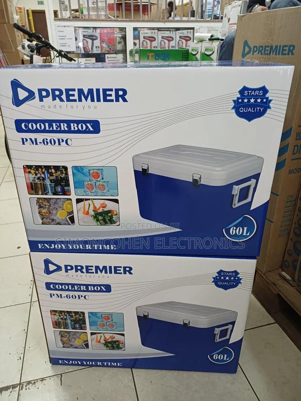 100l Premier Cooler Box - main view