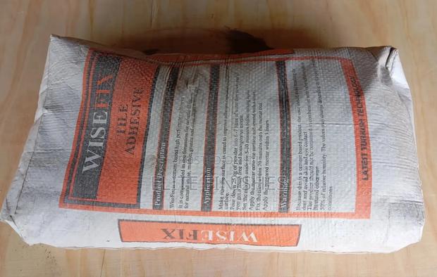 Wise Fix Tile Adhesive 25kg - thumbnail 2