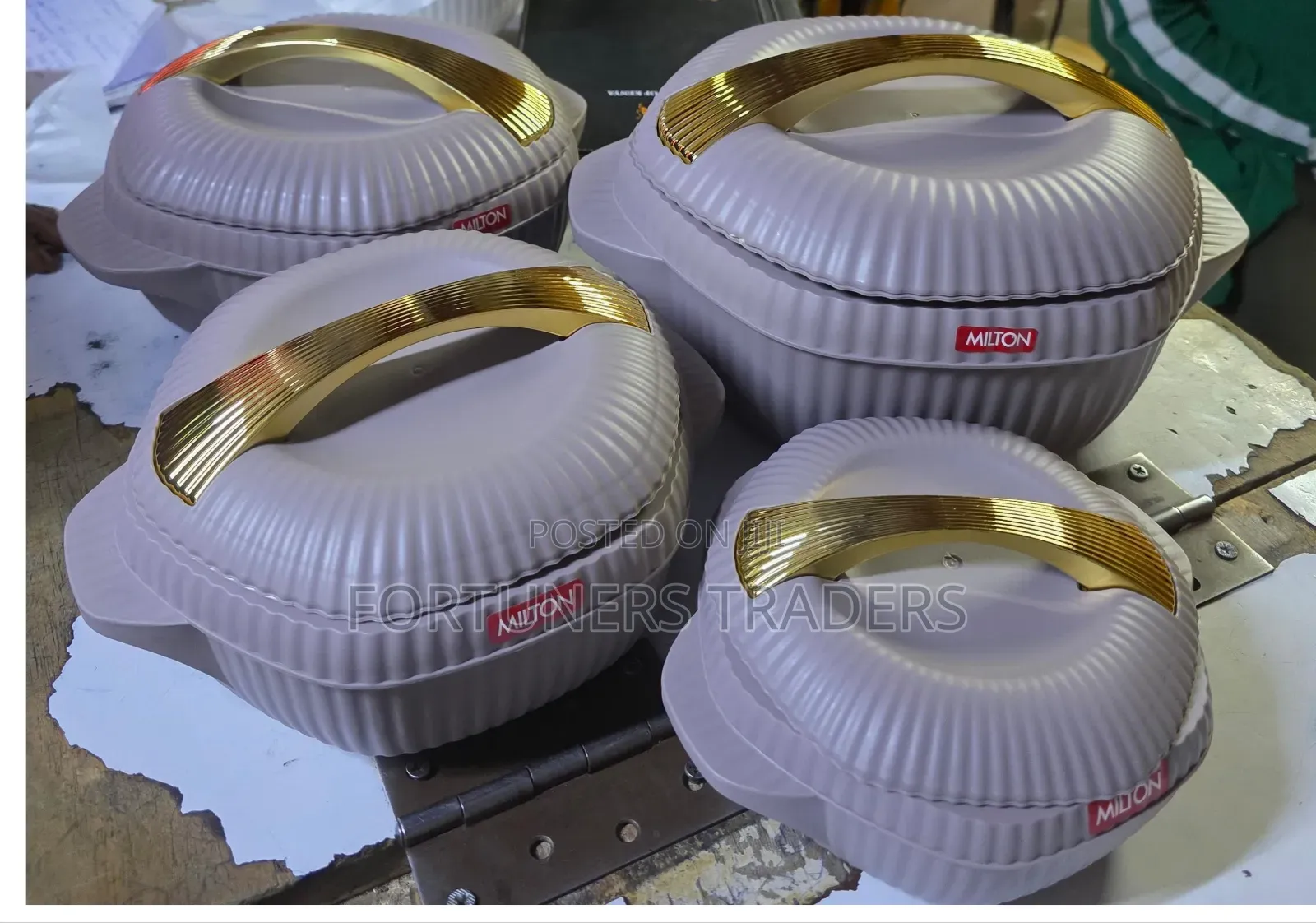 4pcs Milton Insulated Hotpots
