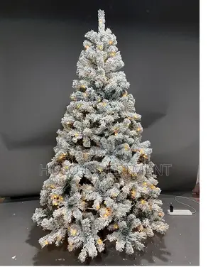 6ft (180cm) PVC Christmas Tree With 600tips, 250 Led Light, Metal Feet