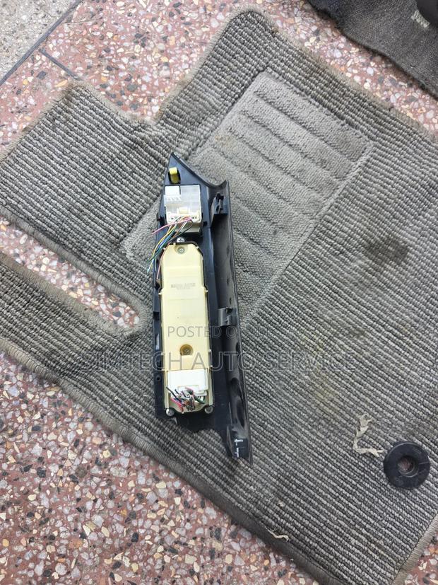Toyota Isis 2013 Main Window Switch - thumbnail 2