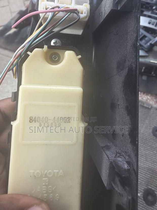 Toyota Isis 2013 Main Window Switch - thumbnail 3