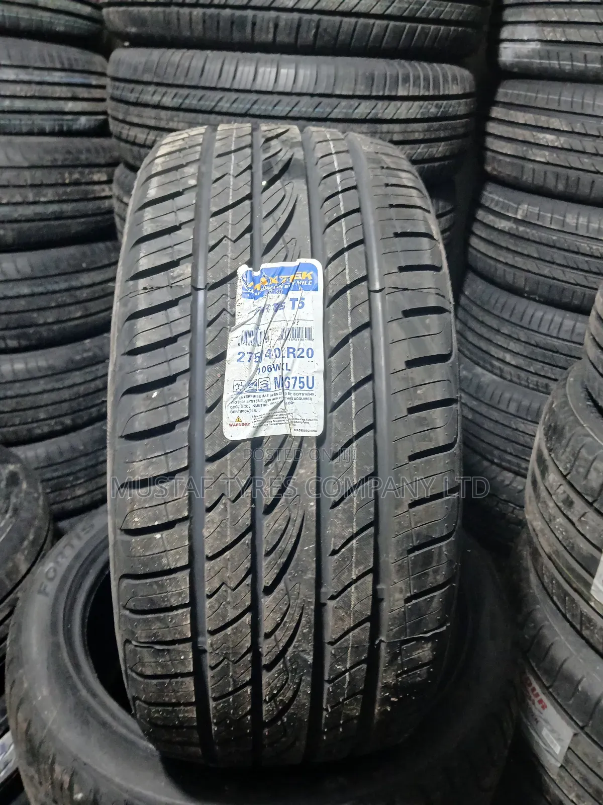 Maxtrek 275/40r20