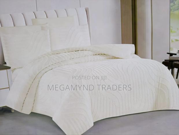 6pc Tufted Duvet Cover 6*6/Luxury Bedding Set - thumbnail 4