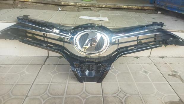 Toyota Auris 2018 Front Grille - main view