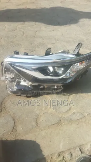 Toyota Auris 2018 Headlight