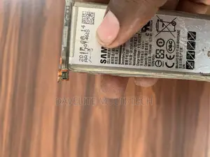 Samsung/iPhone Original Battery