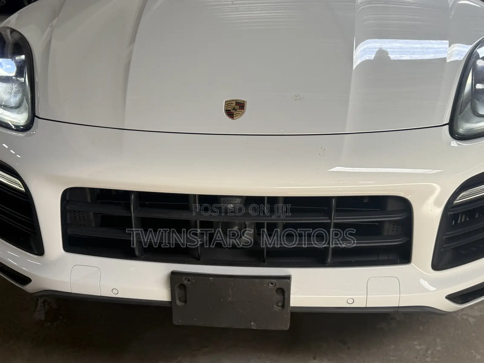 Porsche Cayenne Turbo AWD 2019 White