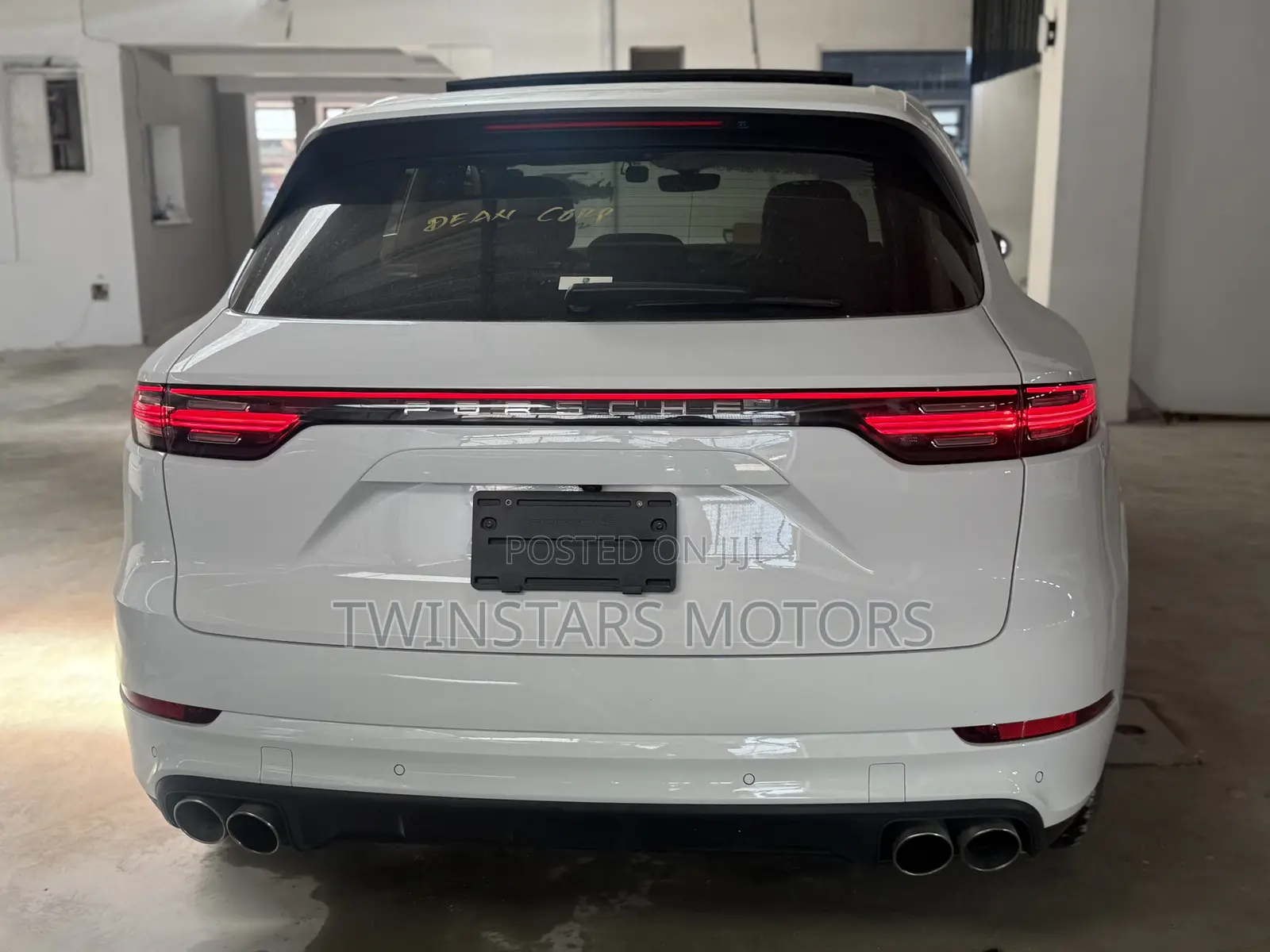 Porsche Cayenne Turbo AWD 2019 White